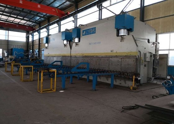 Numerical Control Steel Workshop Buildings , Customize Steel Garage Buildings supplier