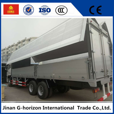 China 10 Wheelers Small Cargo Truck , Side Open Wing Van Truck 336hp Horsepower supplier