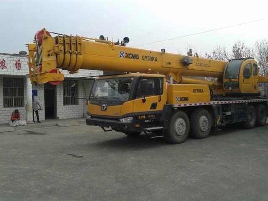 Mobile Construction Truck Mounted Crane 25 Ton Weight Lifting Crane Reliable supplier