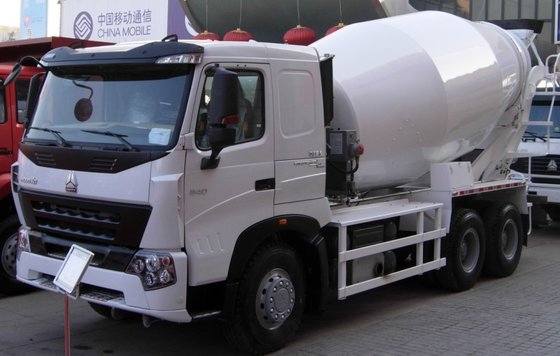 Stable Concrete Transport Truck 371hp With Lengthen Cabin / 9m³ Cubage supplier