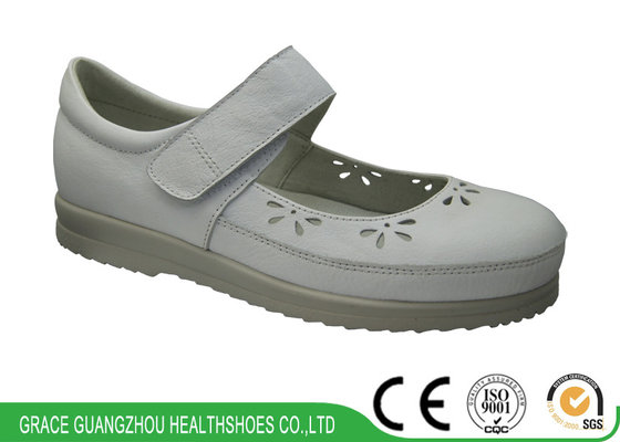 China Orthotics Friendly Therapeutic Footwear Extra Depth Shoe Medical/Mobility 9616825 supplier