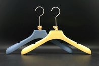 YAVIS quality plastic clothes hangers, heavy duty coat hangers, heavy duty clothes hangers, clothes hangers with clips